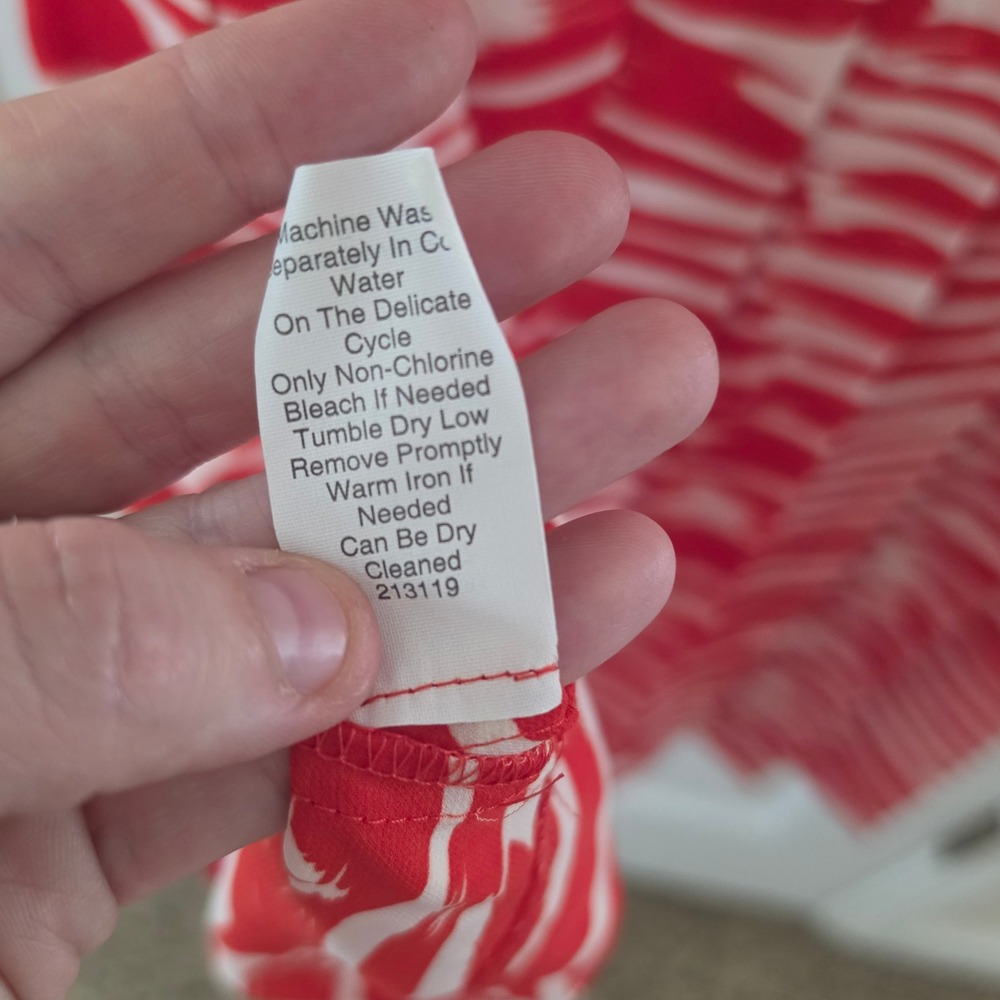 Cabi Red White Wave Pleated Drop Waist Dress M - Picture 5 of 5